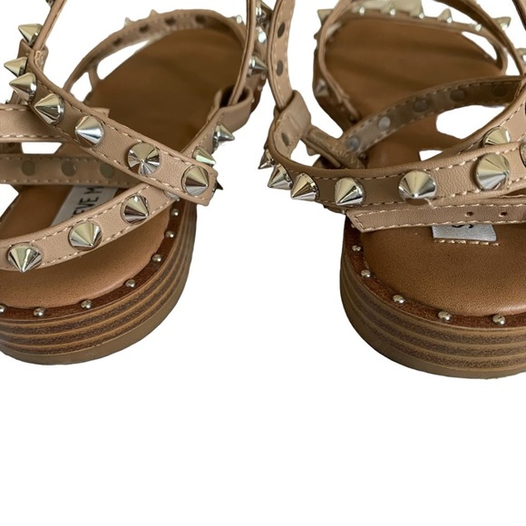 Steve Madden | 7.5 studded silver and tan sandals gladiator style - Picture 5 of 6